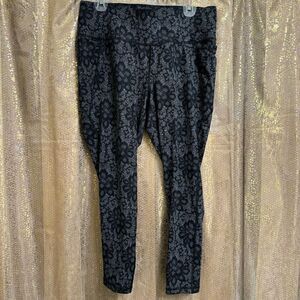 LIVI Active Dark Grey Black Lace Print High Rise Activewear Leggings 14/16